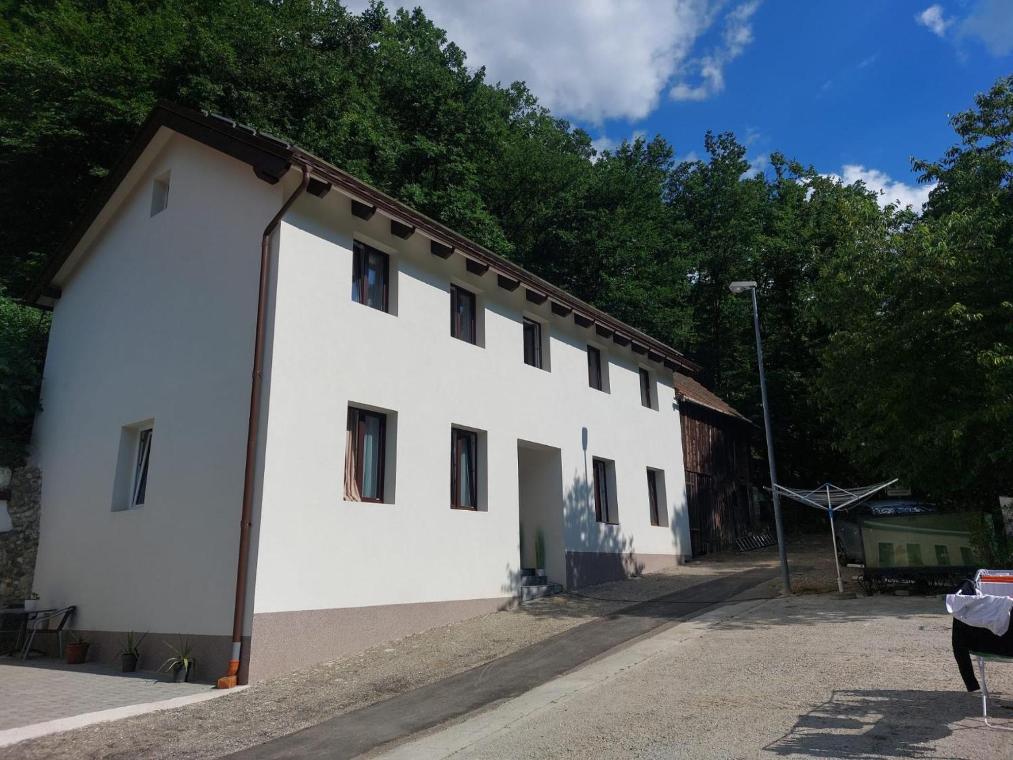 Gaestehaus Coco Krems an der Donau Exterior foto